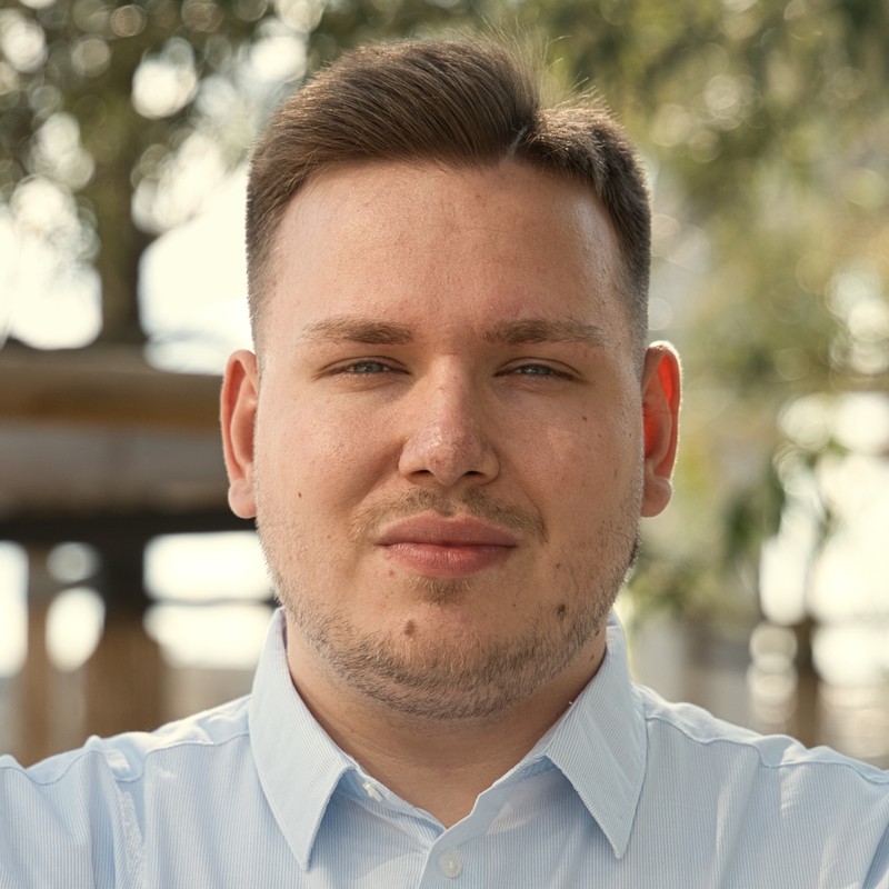 Nicolai Harms, Mitgründer